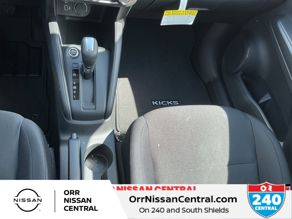 New 2025 Nissan Kicks Play S image 25