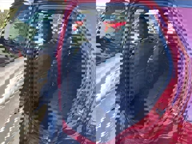 Used 2023 Chevrolet TrailBlazer RS w/ Convenience Package image 27