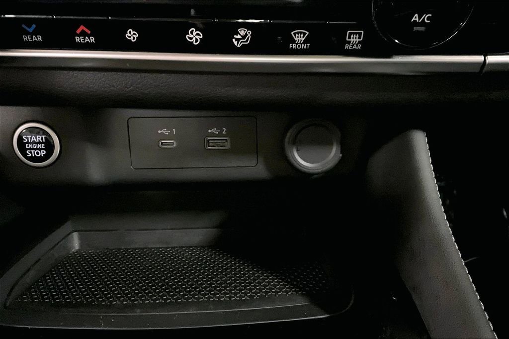 Used 2023 Nissan Rogue SL w/ SL Premium Package image 31