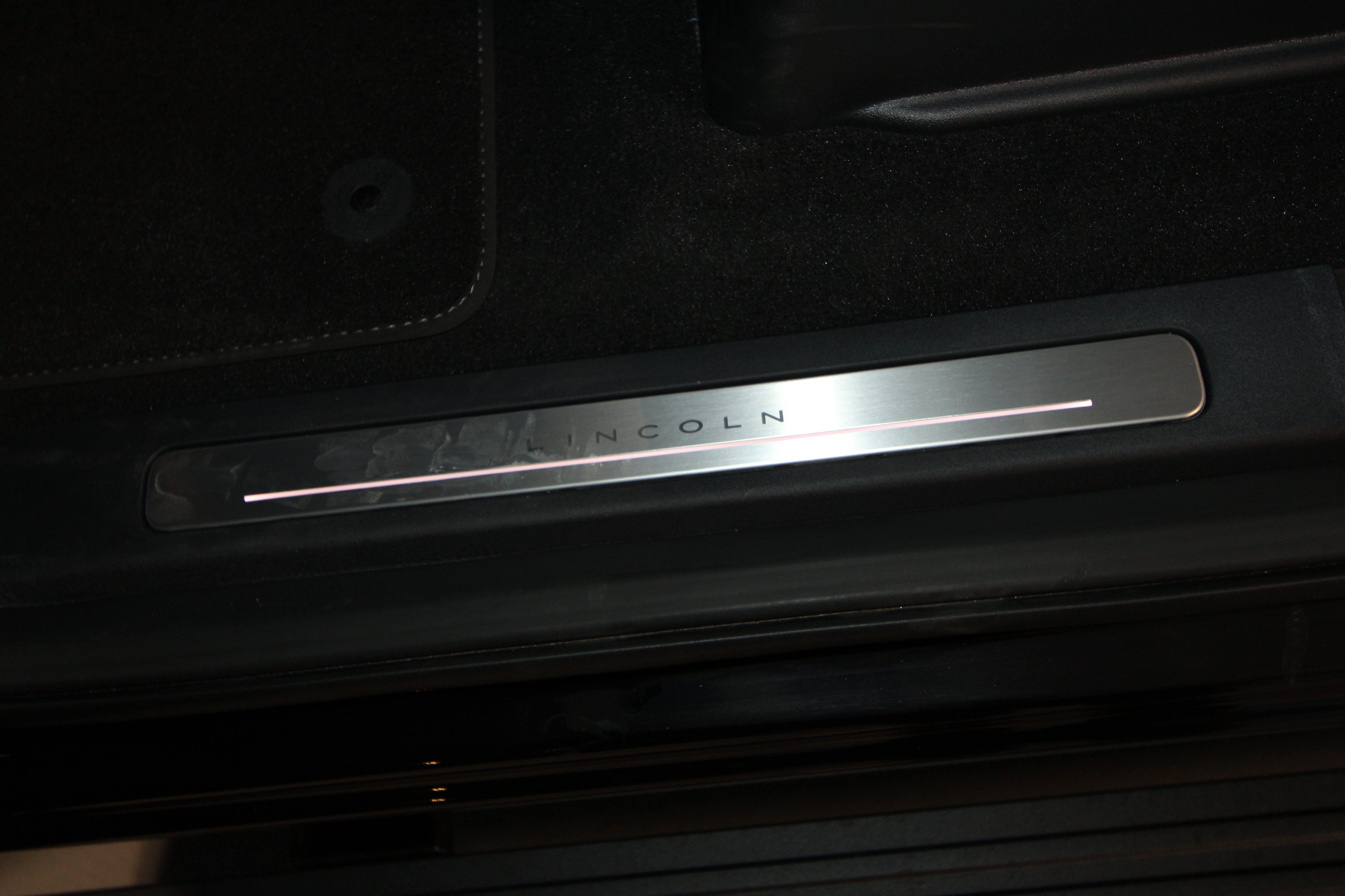 New 2027 Lincoln Navigator L Reserve AWD/4WD image 6