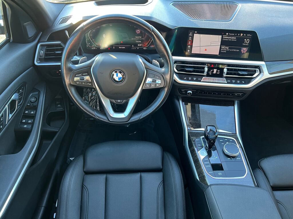 Used 2020 BMW 330i Sedan w/ Premium Package image 2
