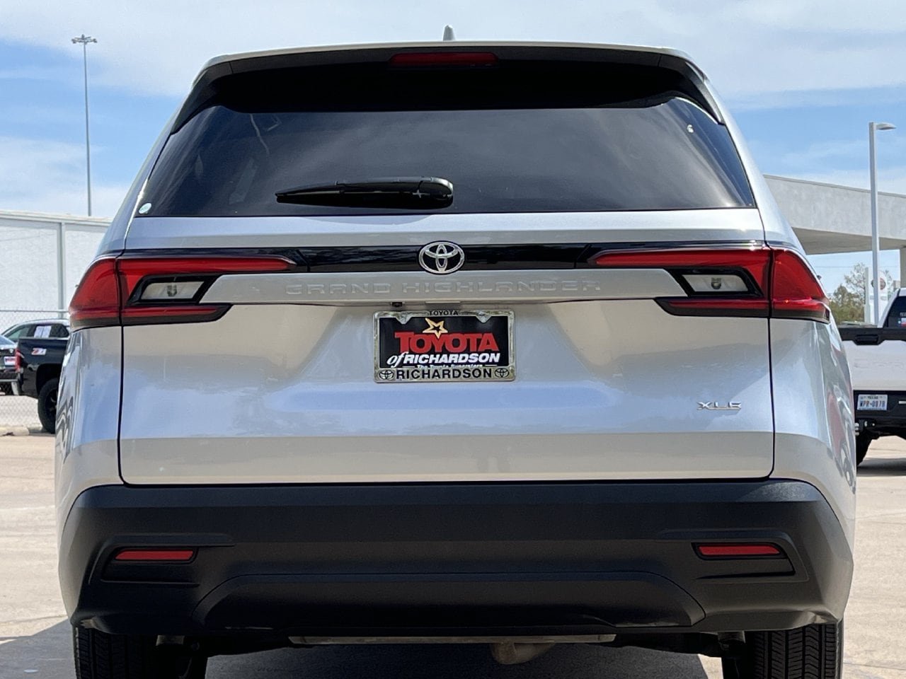 Used 2026 Toyota Grand Highlander FWD image 5