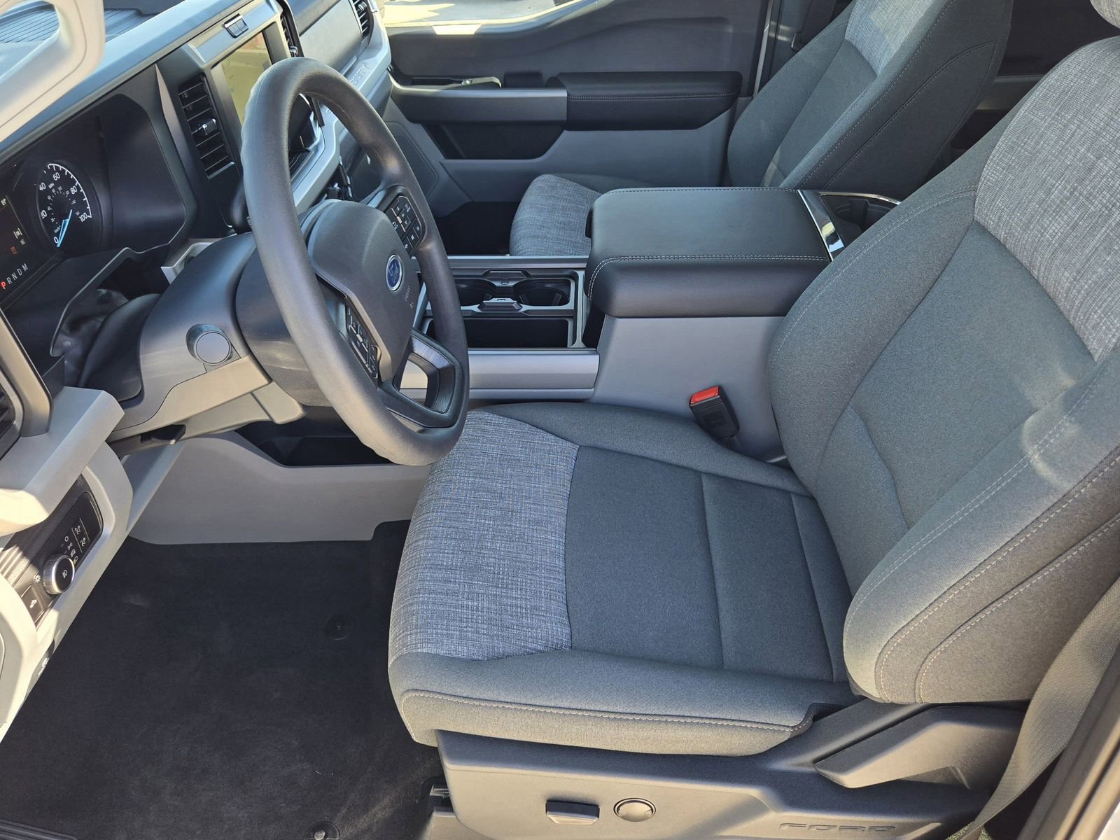 New 2026 Ford F250 XLT w/ FX4 Off-Road Package image 12