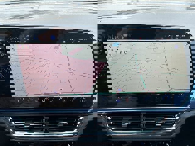 New 2025 Chevrolet Equinox EV LT image 13