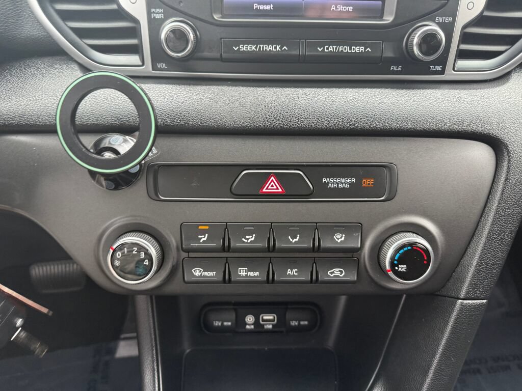 Used 2017 Kia Sportage LX FWD image 19