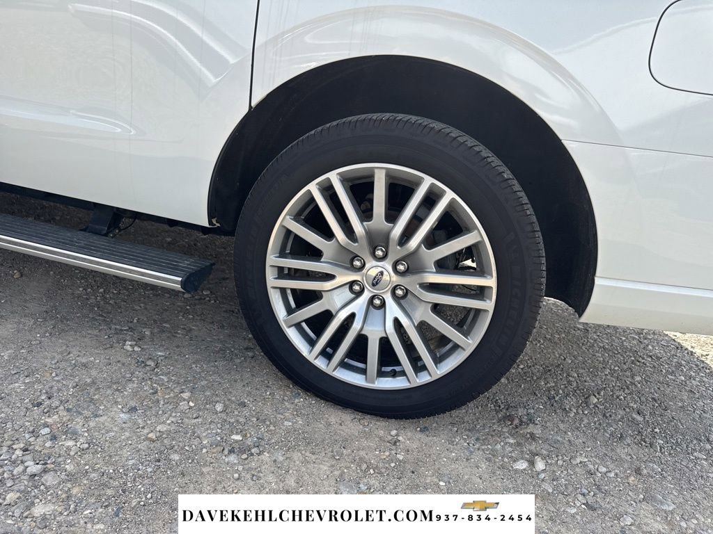 Used 2022 Ford Expedition Max Platinum AWD/4WD image 33