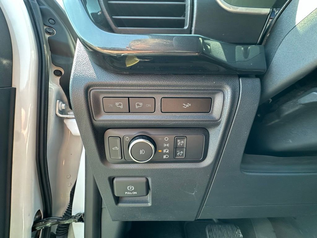 Used 2022 Ford F150 XLT w/ Equipment Group 302A High AWD/4WD image 3