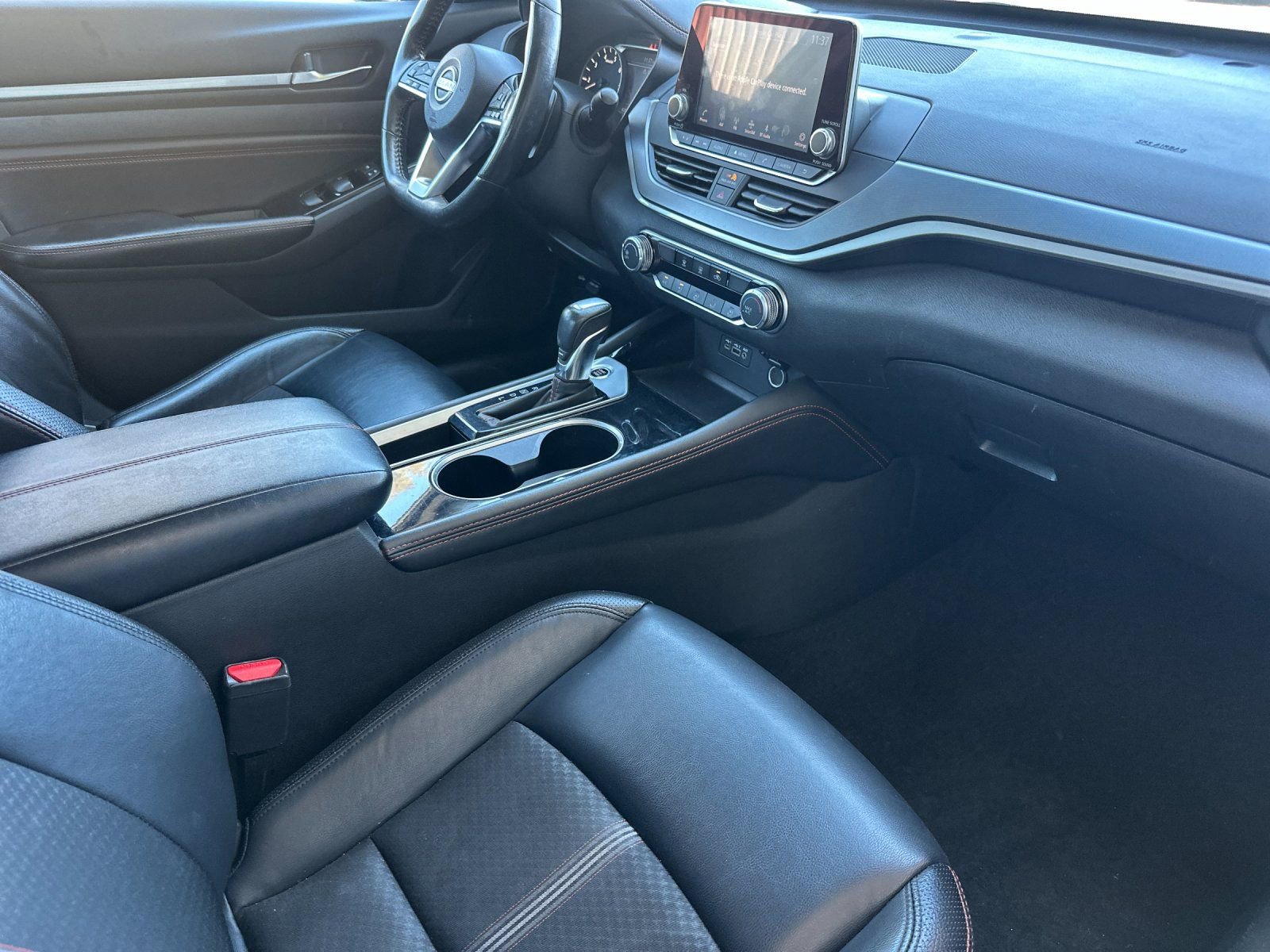 Used 2023 Nissan Altima 2.5 SR image 14