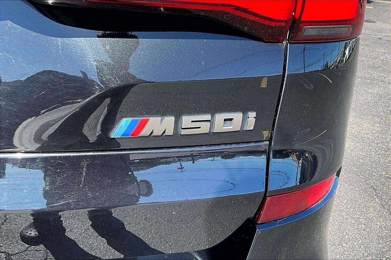 Used 2020 BMW X5 M50i w/ Executive Package AWD/4WD image 24