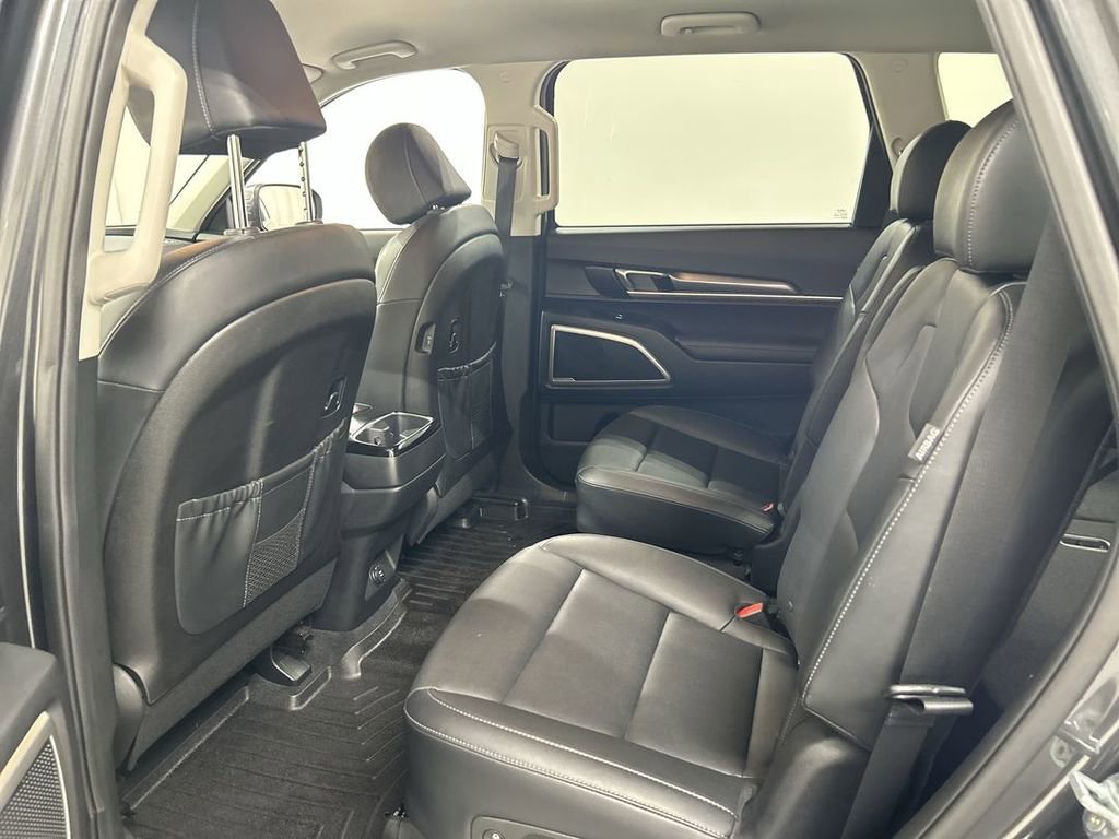 Used 2023 Kia Telluride S AWD/4WD image 20