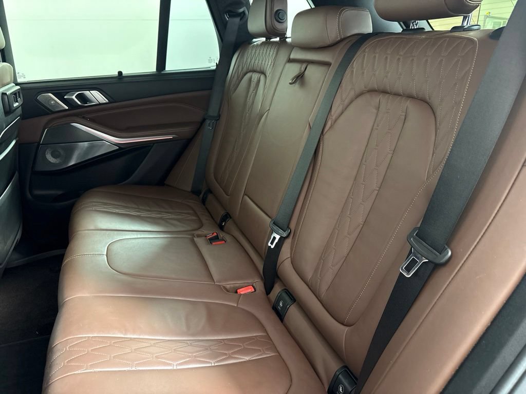 Used 2020 BMW X5 M50i w/ Executive Package AWD/4WD image 30