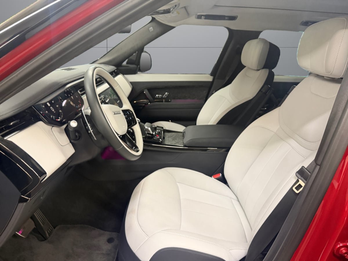 Used 2023 Land Rover Range Rover Sport First Edition AWD/4WD image 10