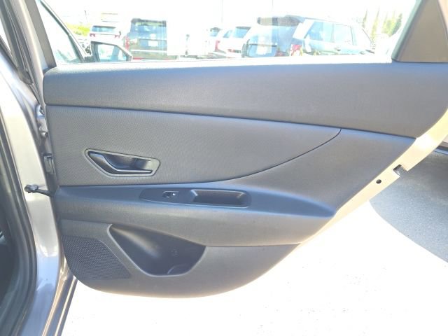 Used 2025 Hyundai Elantra Sport image 20