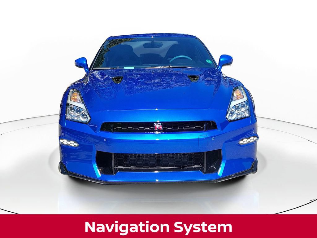 Used 2024 Nissan GT-R Premium w/ Floor Mat Package image 2