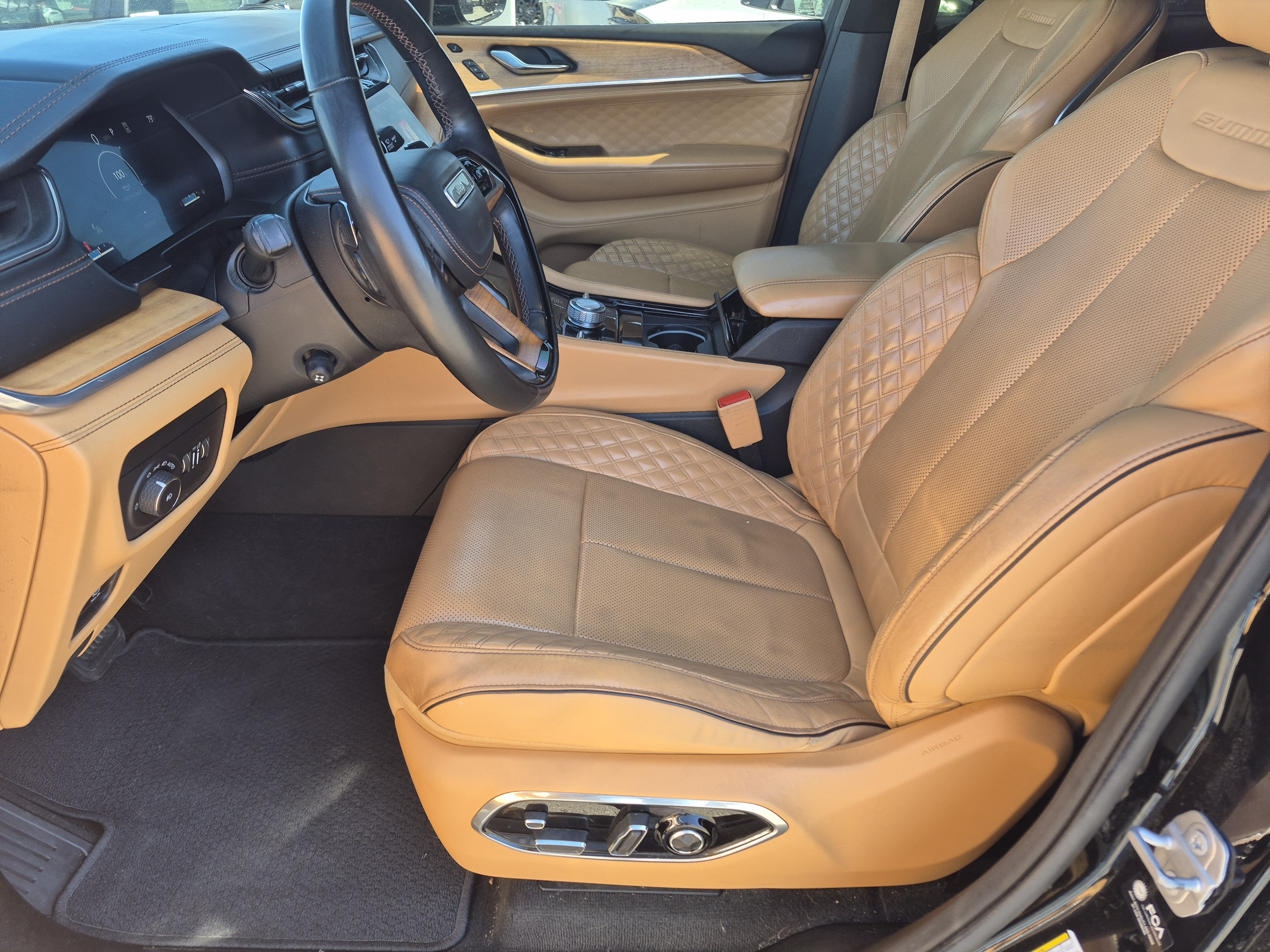 Used 2021 Jeep Grand Cherokee L Summit AWD/4WD image 16