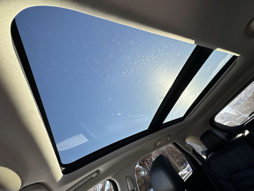 Used 2015 Ford Edge SEL w/ Equipment Group 201A image 16