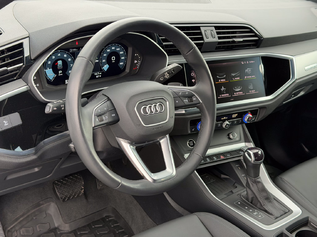 Certified 2024 Audi Q3 2.0T Premium AWD/4WD image 24