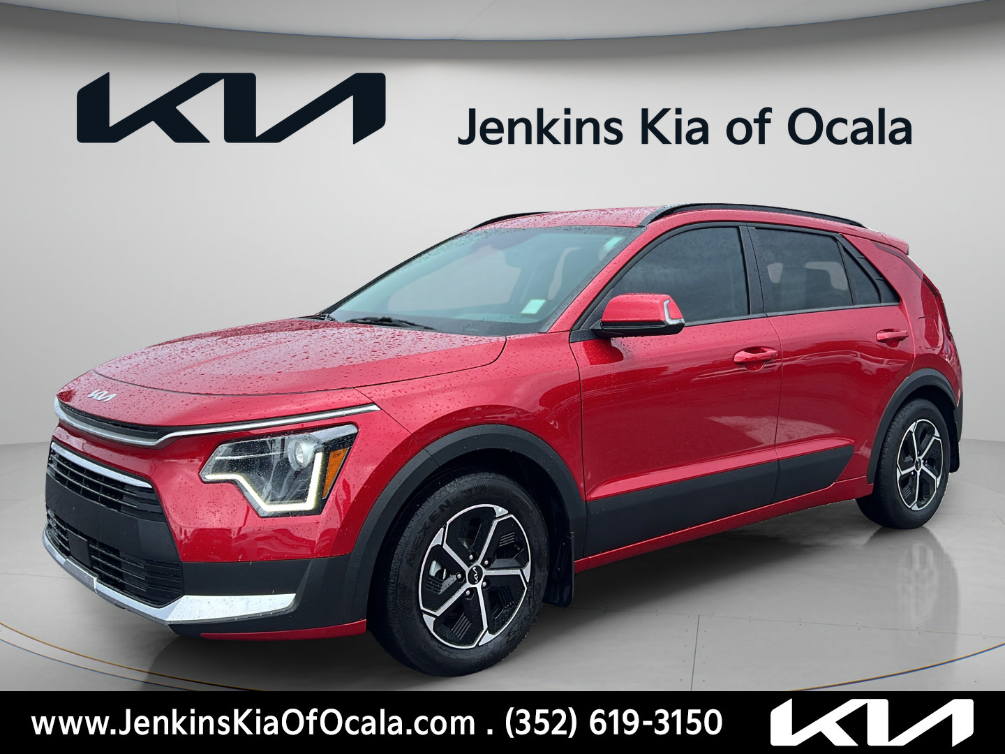 Certified 2024 Kia Niro EX FWD image 7