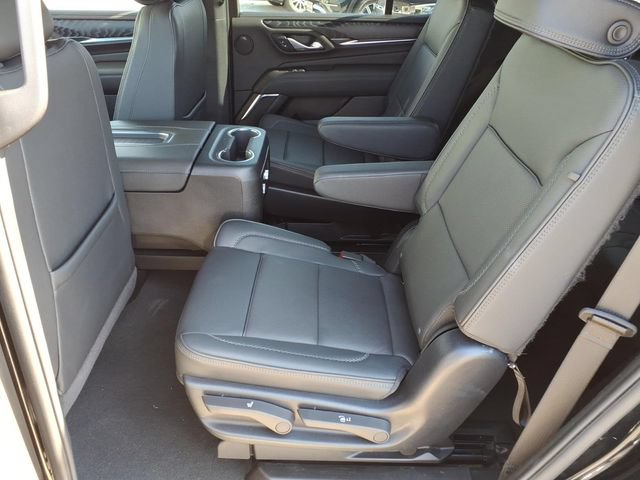 Used 2024 GMC Yukon Denali AWD/4WD image 16