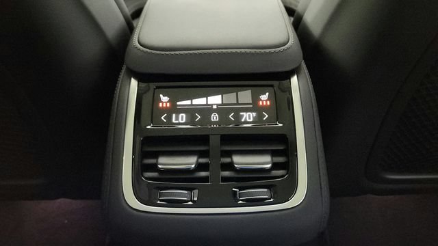 New 2026 Volvo XC90 T8 Ultra w/ Lounge Package AWD/4WD image 33