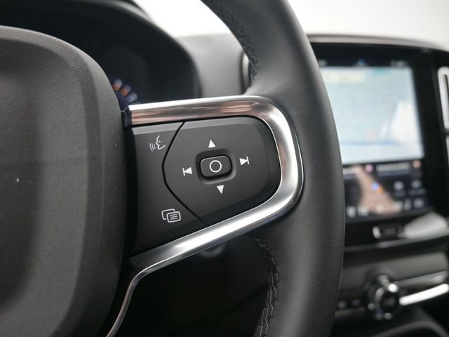 New 2026 Volvo XC40 B5 Ultra w/ Protection Package Premier image 23