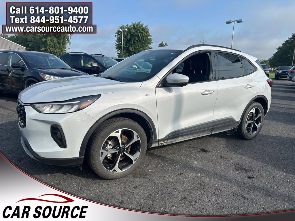 Used 2025 Ford Escape ST-Line Select w/ Tech Pack #2 AWD/4WD image 3