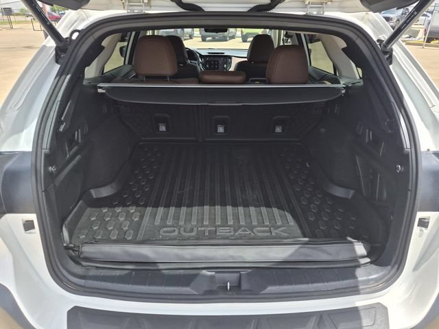 Used 2024 Subaru Outback Touring AWD/4WD image 10