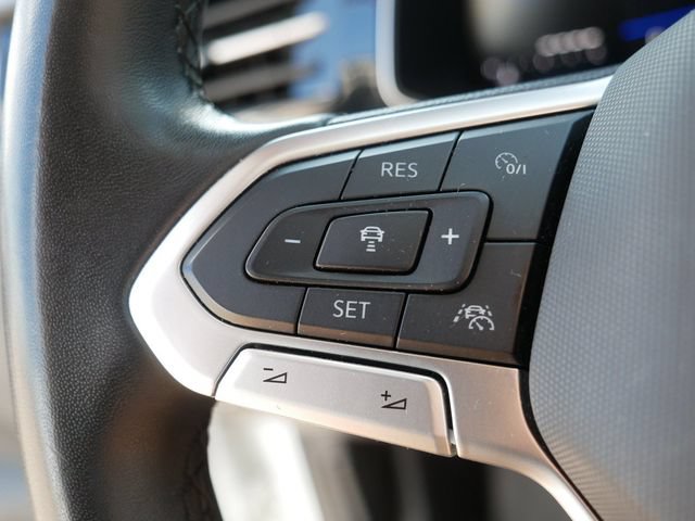 Certified 2025 Volkswagen Jetta S FWD image 25