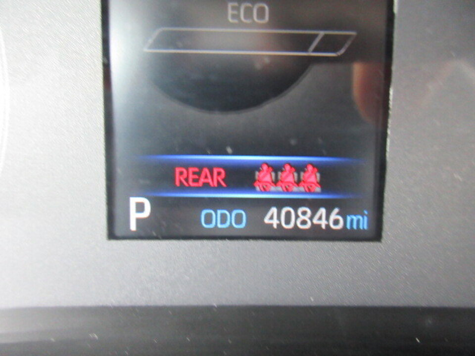 Used 2024 Toyota Corolla LE image 13