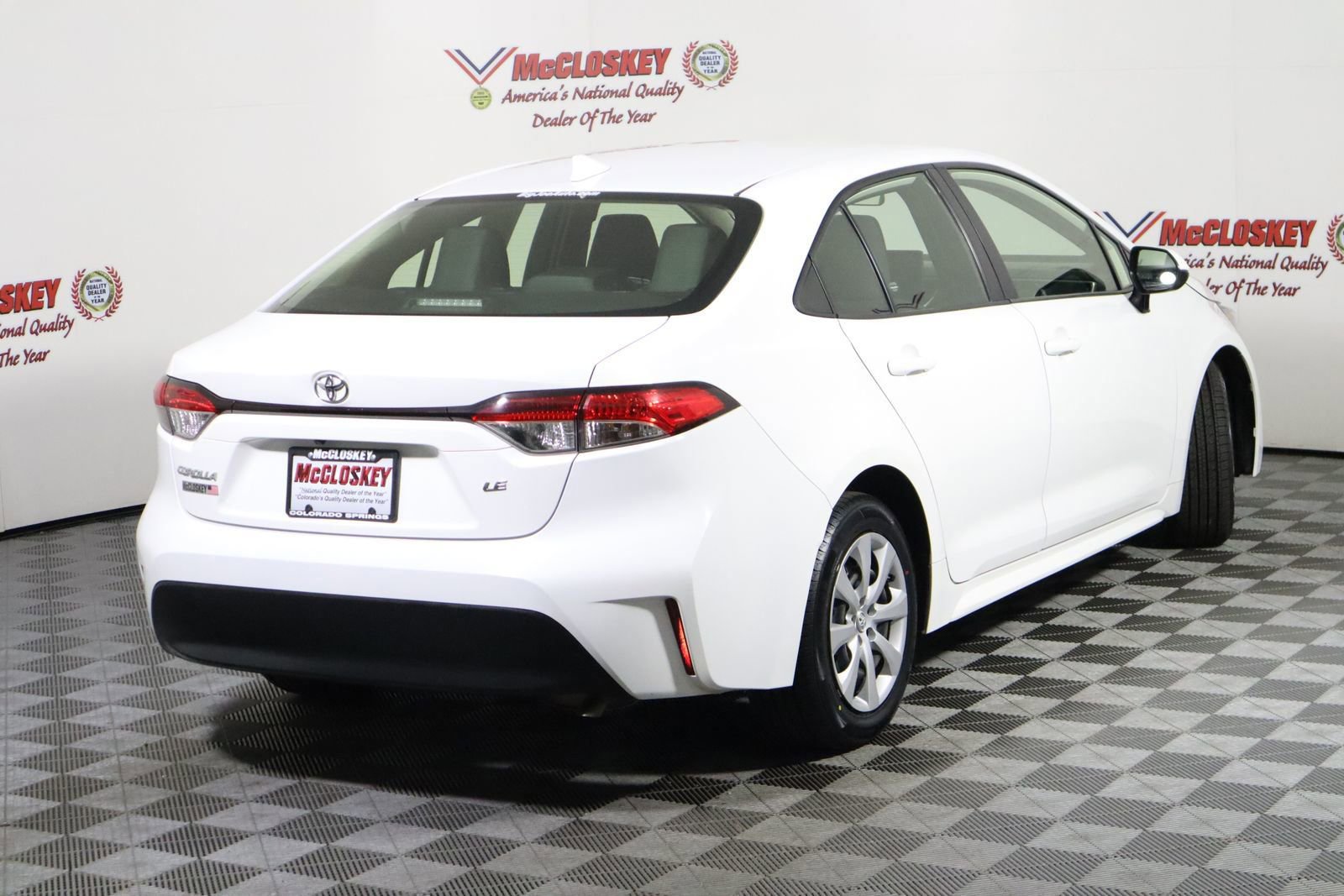 Used 2023 Toyota Corolla LE image 5
