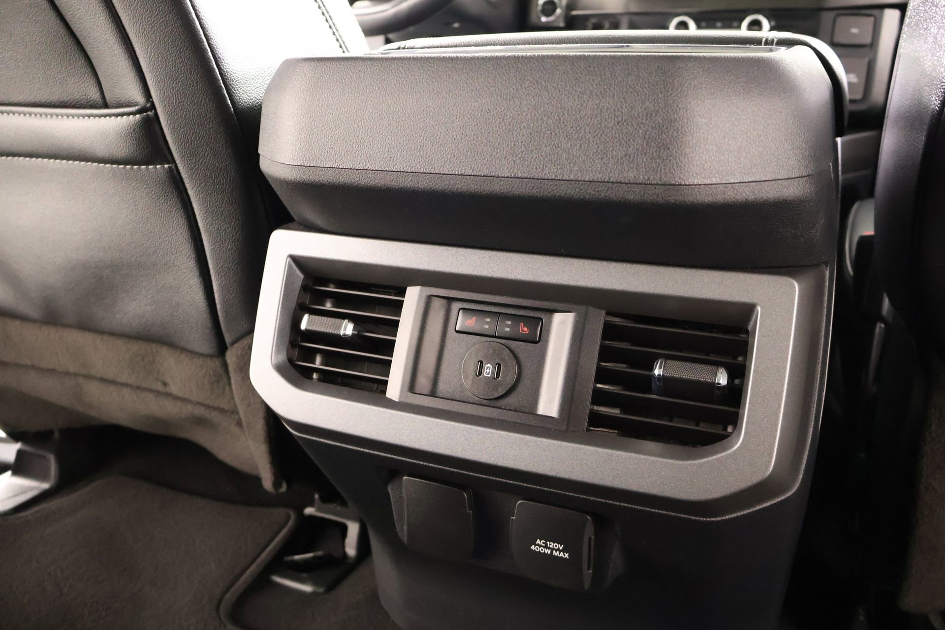 Used 2023 Ford F350 Lariat w/ Lariat Ultimate Package AWD/4WD image 16