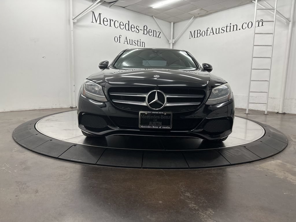 Used 2018 Mercedes-Benz C 300 Sedan video 2