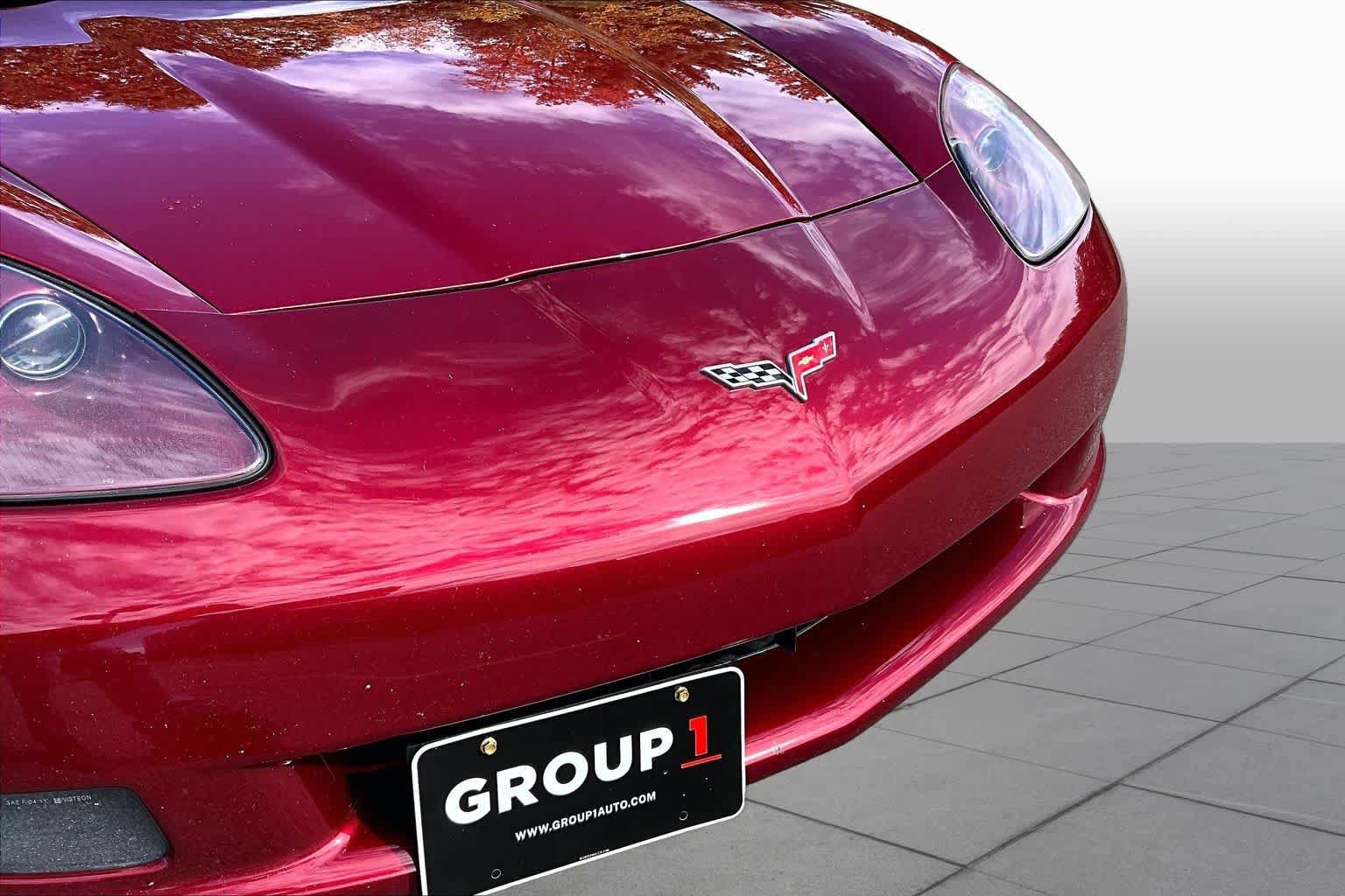 Used 2007 Chevrolet Corvette Coupe w/ Preferred Equipment Group RWD image 30