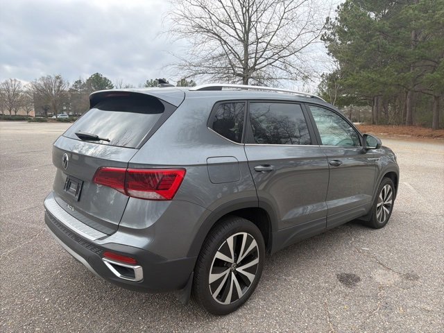 Used 2022 Volkswagen Taos SE image 6