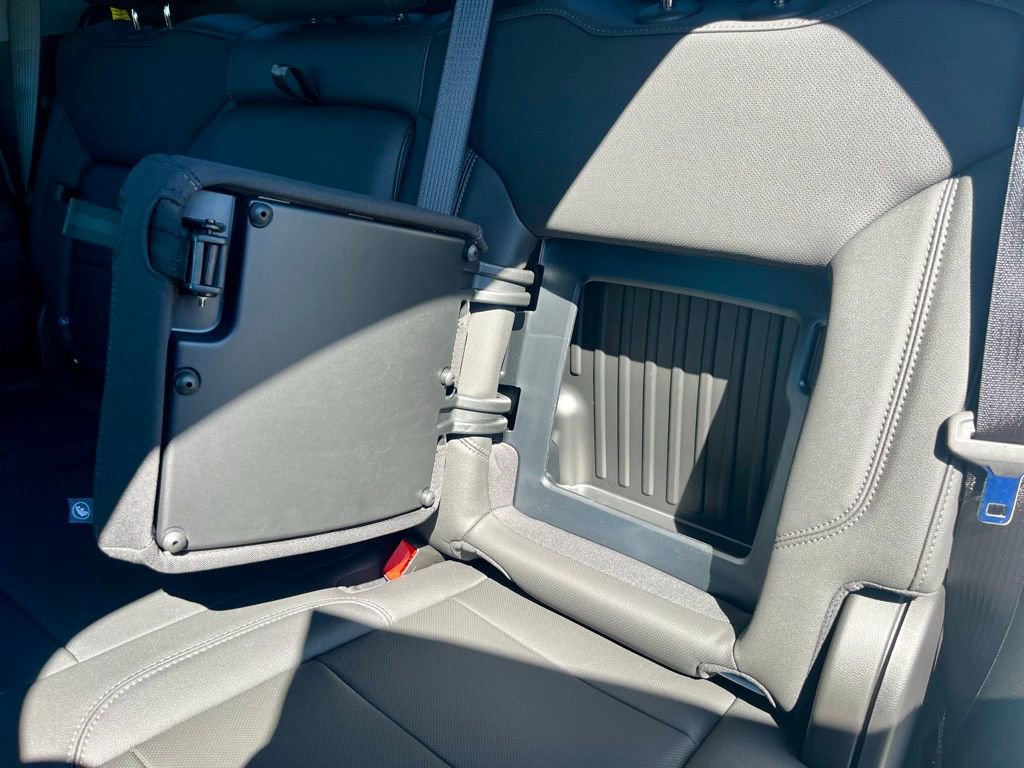 New 2026 Chevrolet Silverado 2500 LTZ w/ LTZ Premium Package AWD/4WD image 26