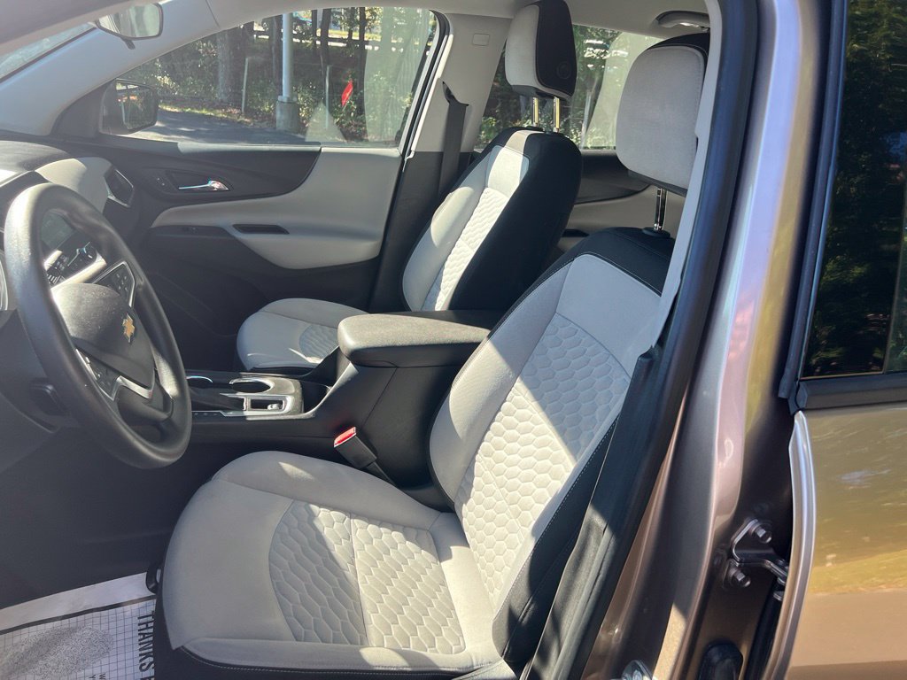 Used 2018 Chevrolet Equinox LS FWD image 16