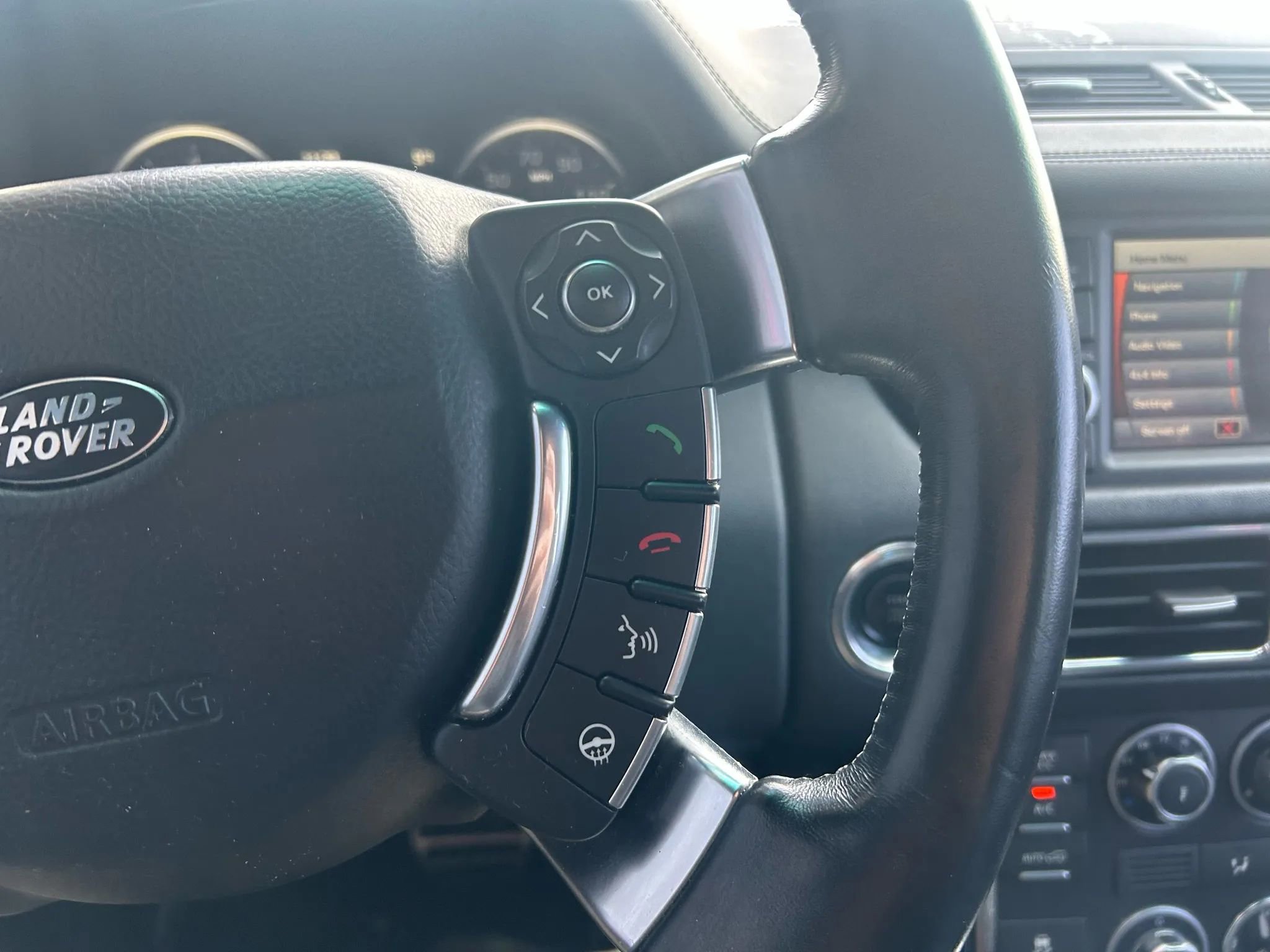 Used 2010 Land Rover Range Rover Supercharged image 7