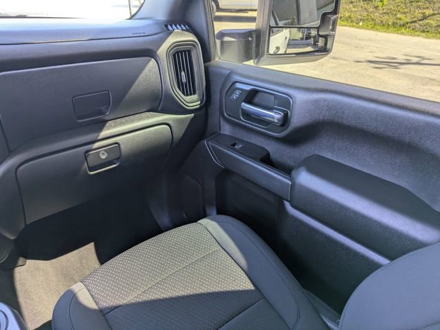 Used 2023 Chevrolet Silverado 2500 Custom w/ Custom Value Package image 18