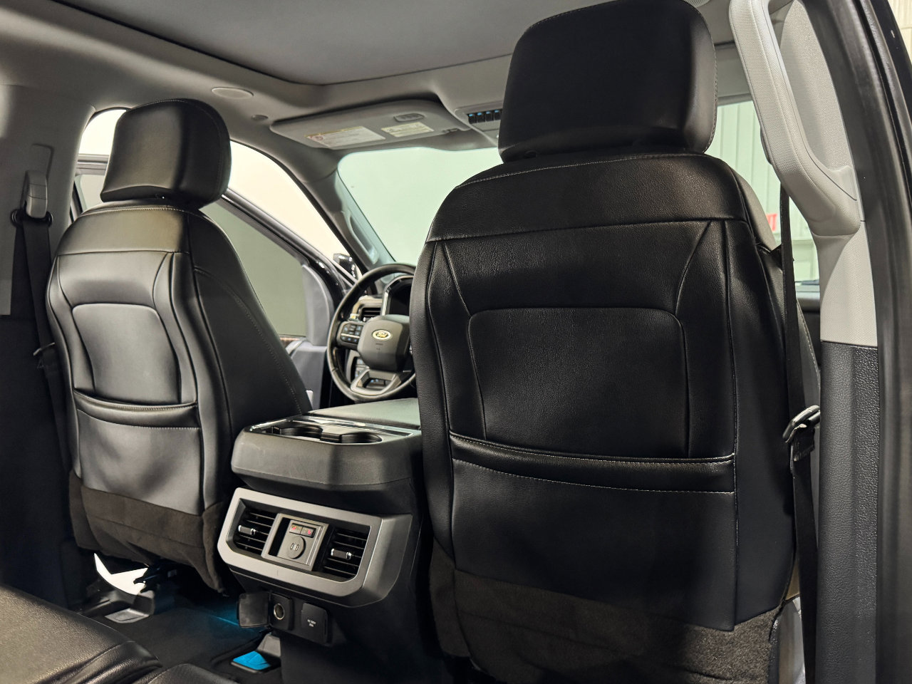 Used 2023 Ford F250 Lariat w/ Lariat Ultimate Package image 16