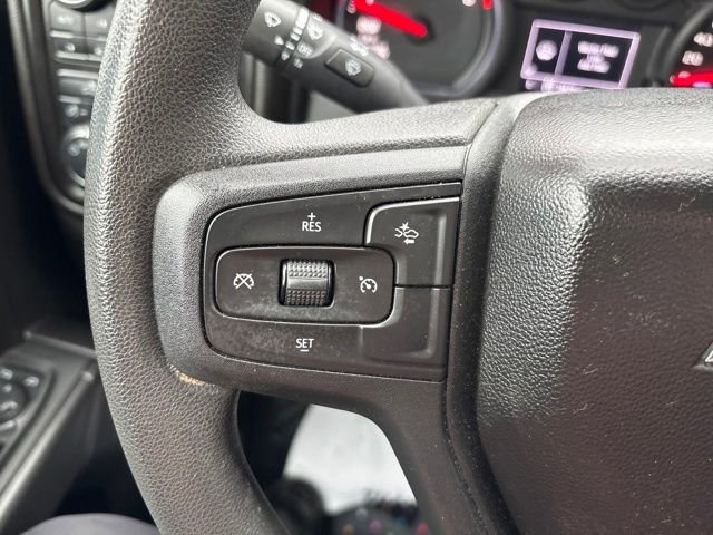 Used 2023 Chevrolet Silverado 1500 Custom image 12