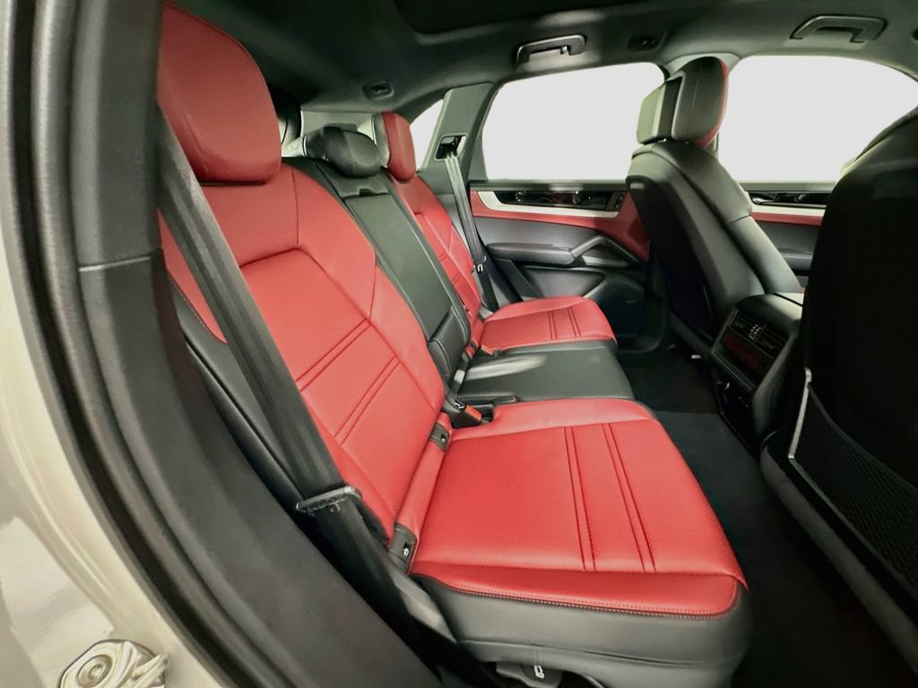 New 2026 Porsche Cayenne AWD/4WD image 29