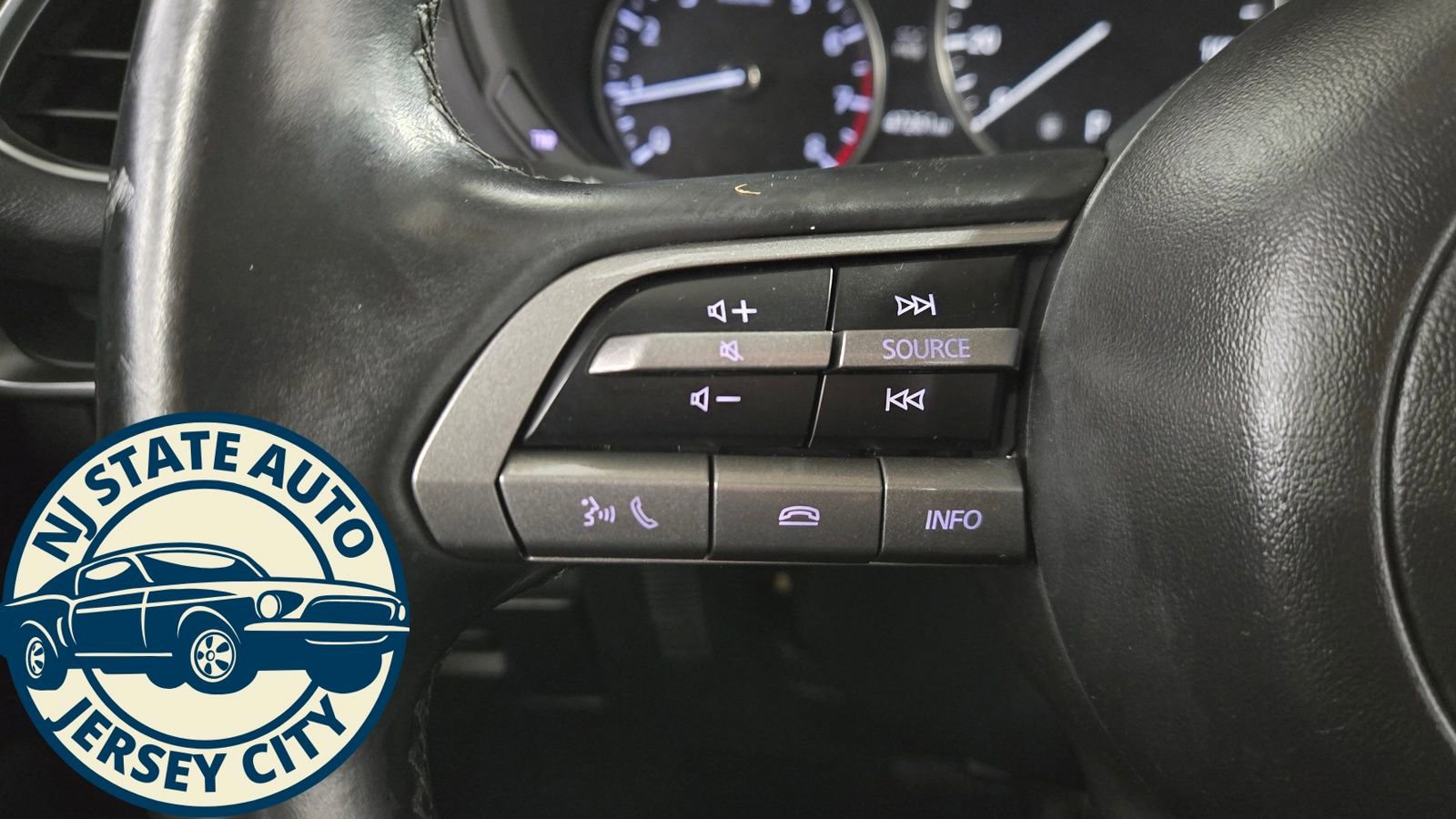 Used 2023 MAZDA MAZDA3 s image 11