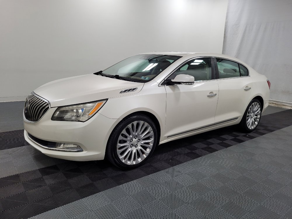 Used 2014 Buick LaCrosse Premium w/ Driver Confidence Package FWD image 2