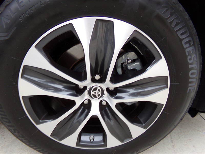 Used 2022 Toyota Highlander XLE image 71