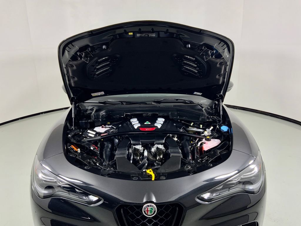 Used 2024 Alfa Romeo Stelvio Quadrifoglio w/ Active Assist Plus Package AWD/4WD image 7