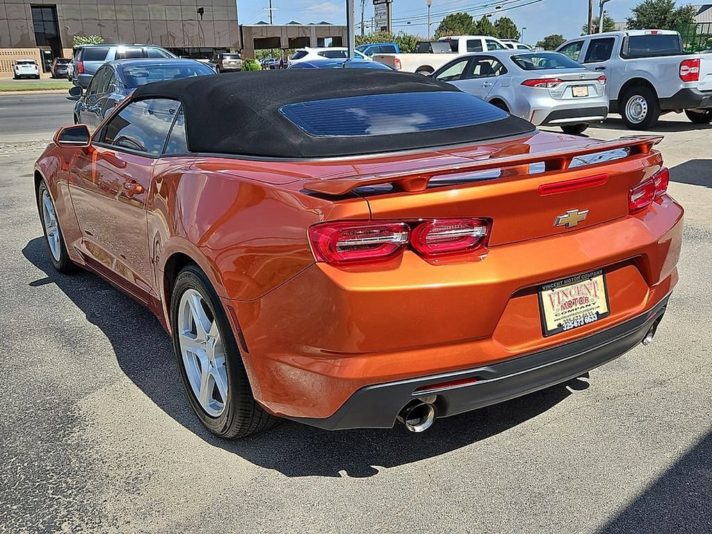 Used 2023 Chevrolet Camaro LT RWD image 5