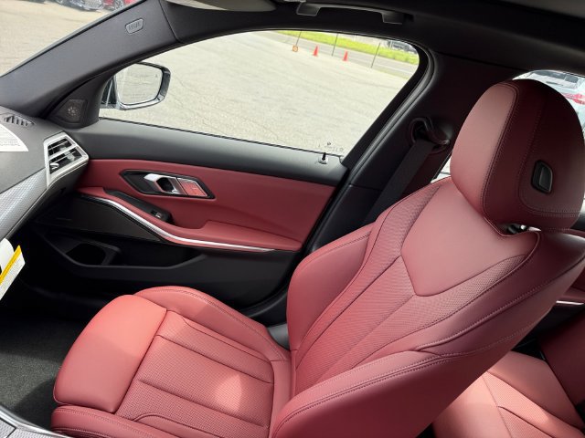 New 2026 BMW 330i xDrive Sedan w/ M Sport Package AWD/4WD image 26