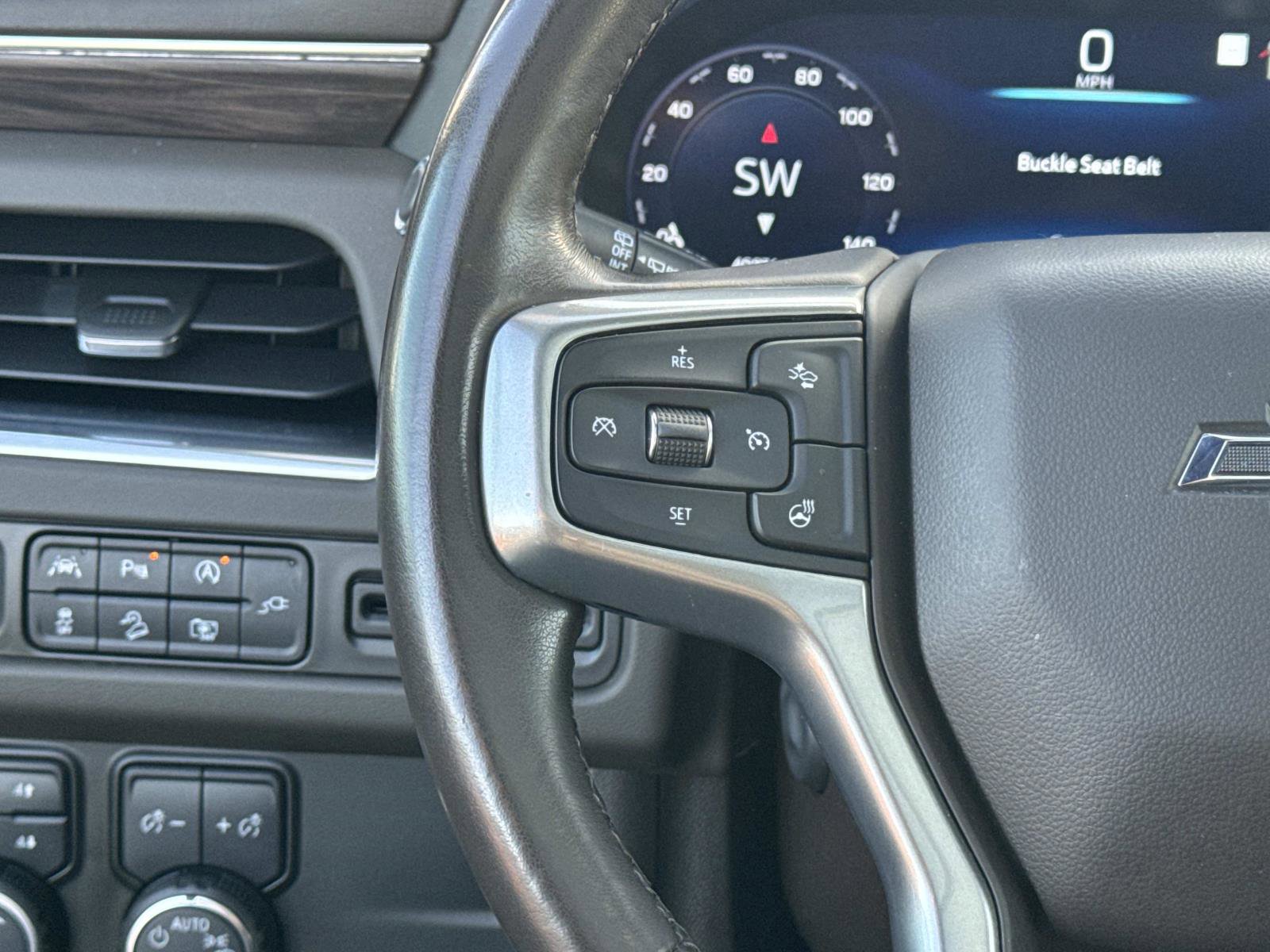 Certified 2022 Chevrolet Tahoe Z71 w/ Luxury Package image 7