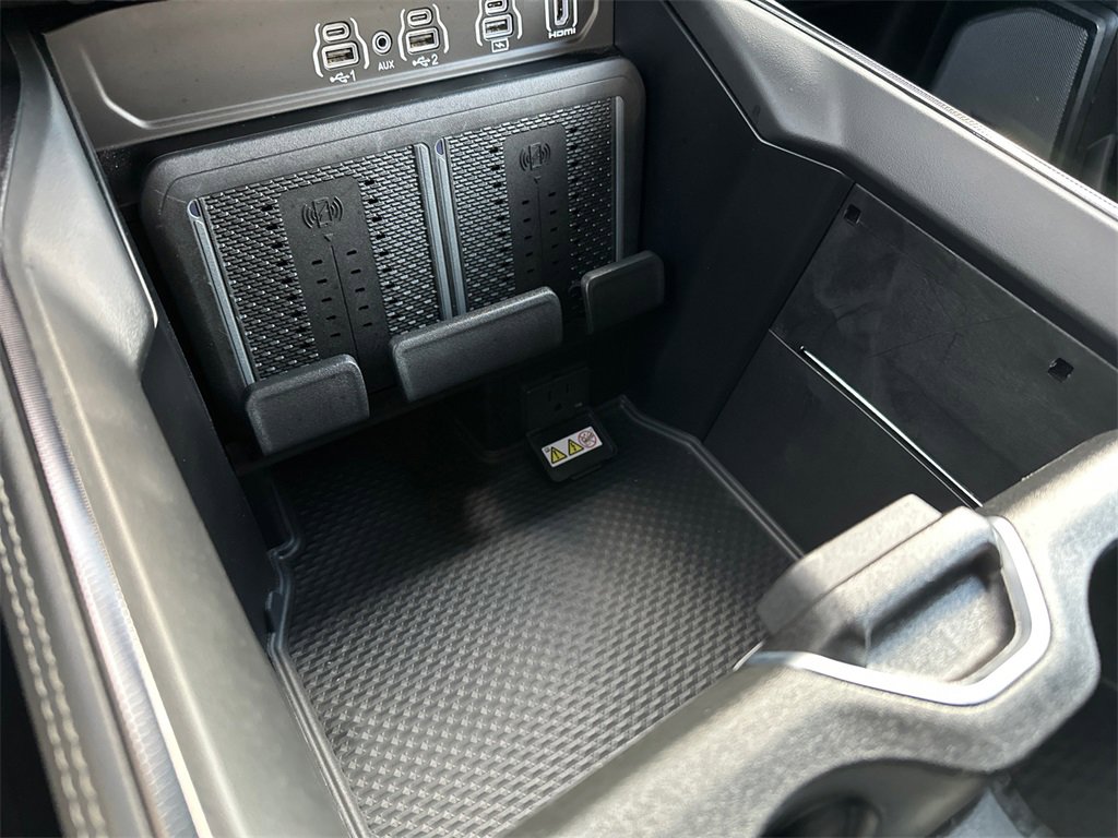 Used 2025 RAM 2500 Rebel w/ Rebel Level 2 Equipment Group image 15