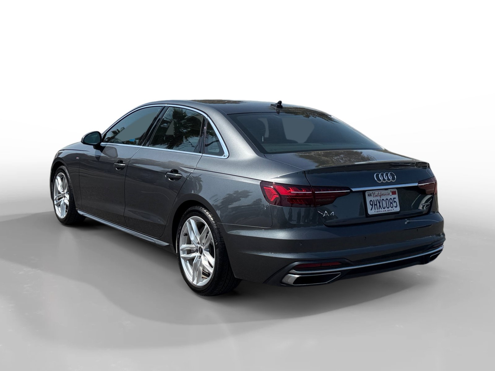 Used 2023 Audi A4 2.0T Premium Plus w/ Premium Plus Package AWD/4WD image 3